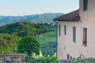 Il Borghino yoga retreat centere for hire in Tuscany italy
